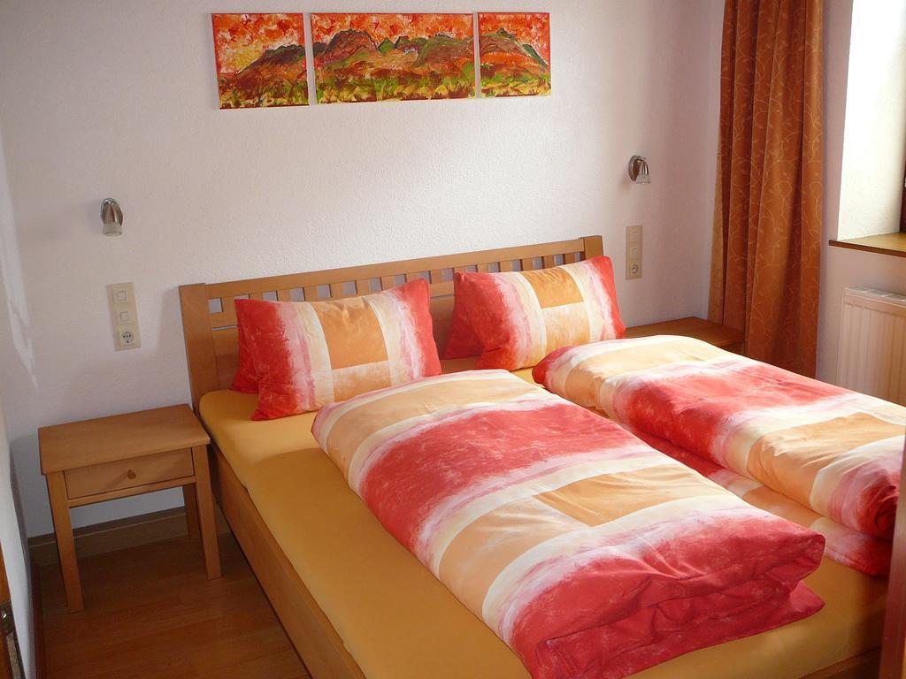 Villa Ferienhaeuschen Kathrein Ehenbichl Habitación foto